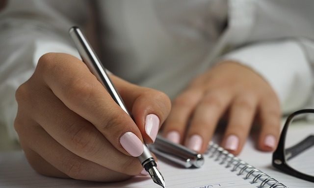 Jak dbać o dłonie?