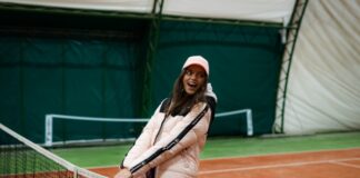 Sportowe Bluzy Damskie: Jaką Ubrać Po Treningu?
