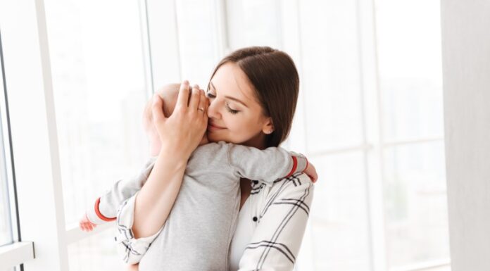 Pierwsze krwawienie po urodzeniu dziecka Pierwsze krwawienie po urodzeniu dziecka