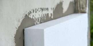 Izolacja termiczna podstaw budynku - dobór odpowiedniego styropianu i prawidłowy montaż